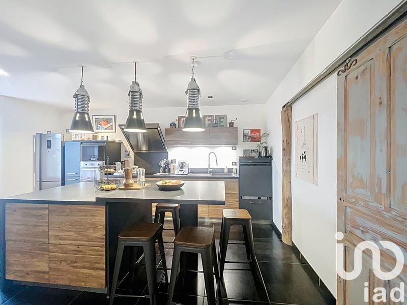 Loft - 150 m² - 3 pièces