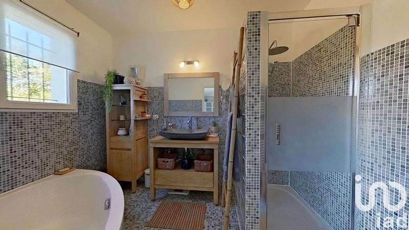 Maison - 174 m² - 6 pièces