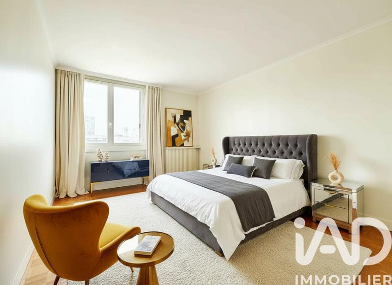 Appartement - 81 m² - 4 pièces