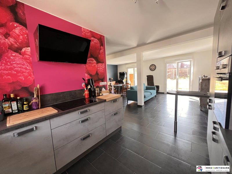 Maison - 90 m² - 4 pièces