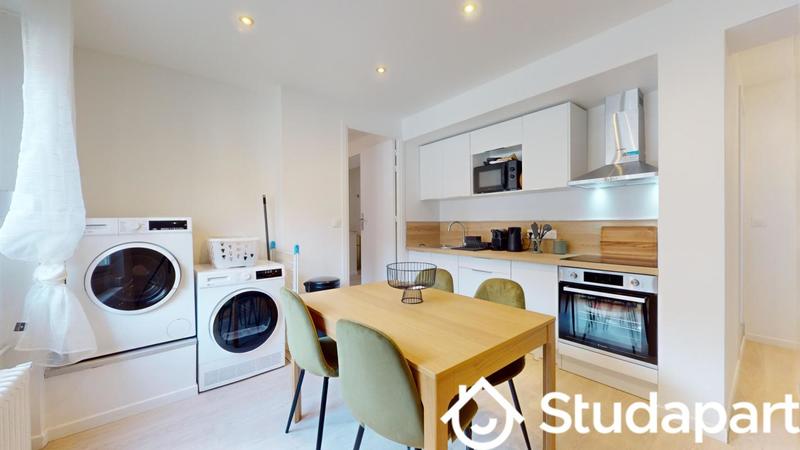 Chambre - 9 m² - 1 pièce