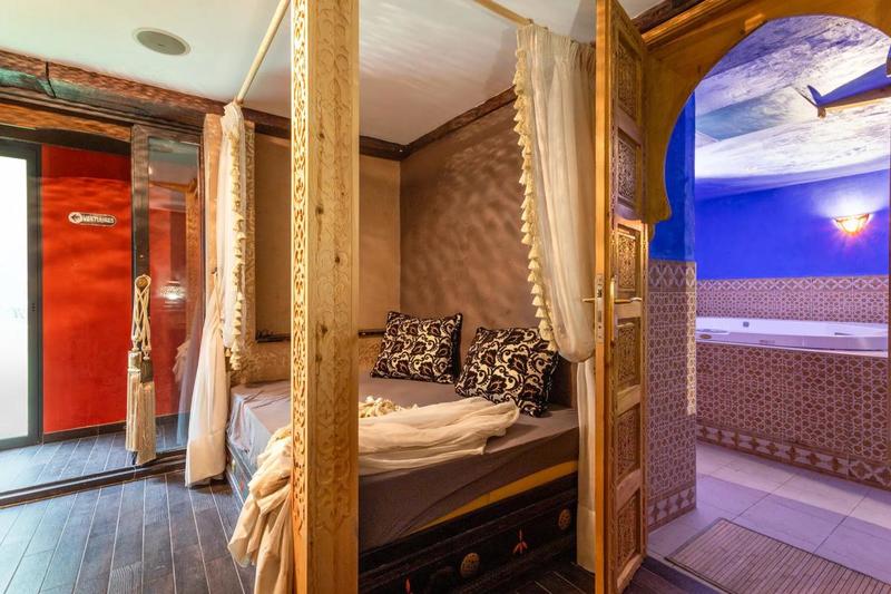 Maison de ville - 240 m² - 10 pièces