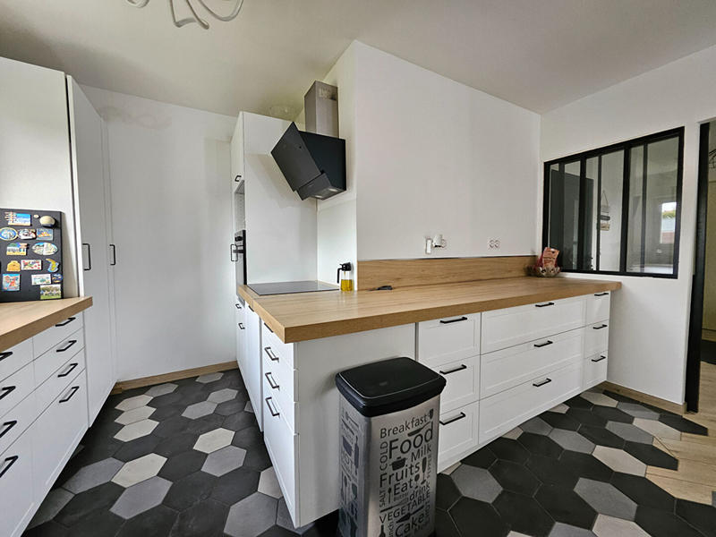 Maison - 100 m² - 5 pièces