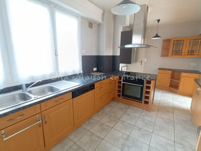 Appartement - 111 m² - 4 pièces