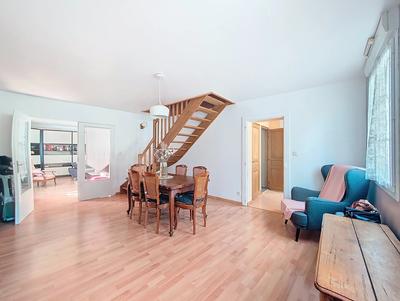 Maison - 146 m² - 5 pièces