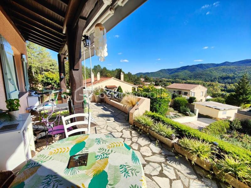 Villa - 106 m² - 5 pièces