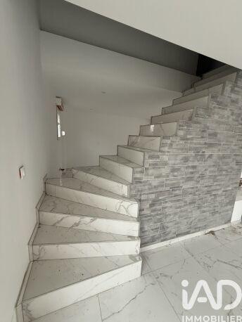 Maison - 128 m² - 7 pièces