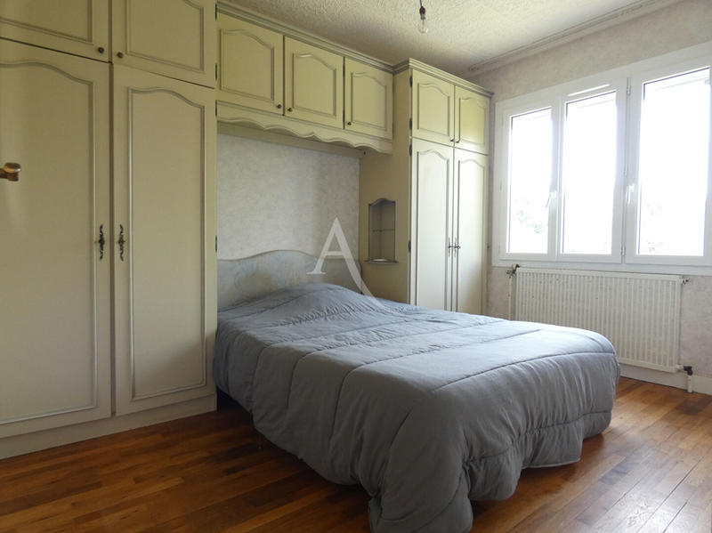 Maison - 87 m² - 5 pièces