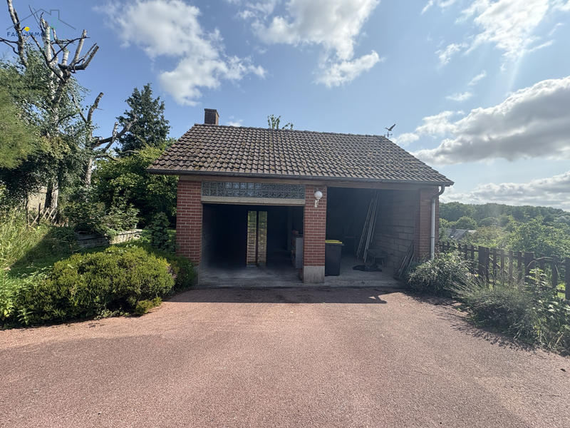 Maison - 220 m² - 9 pièces