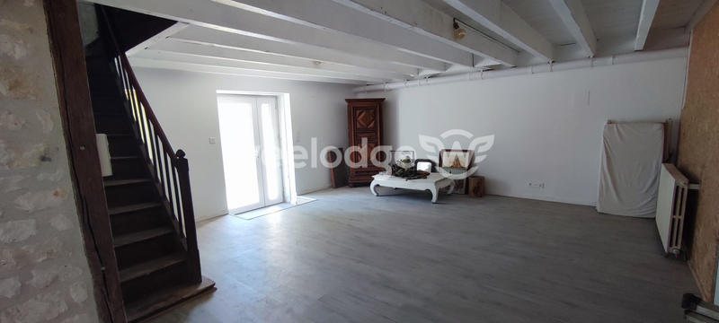 Maison - 210 m² - 6 pièces