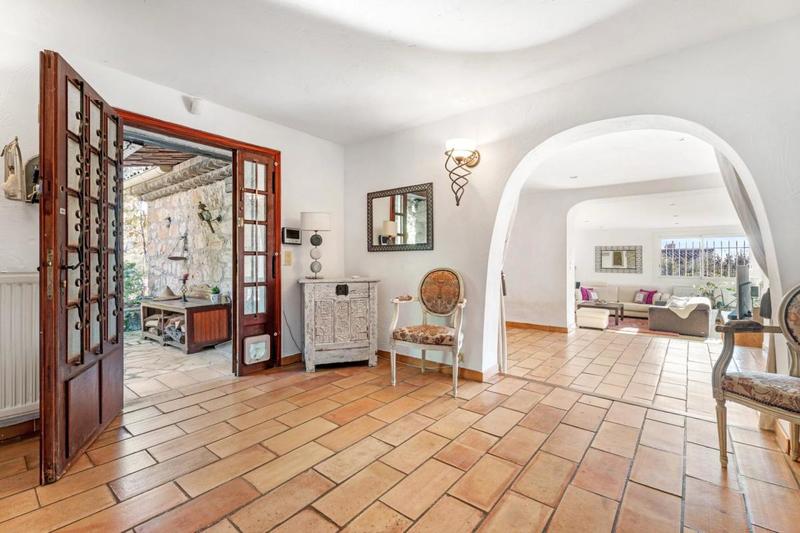 Mas - 262 m² - 7 pièces