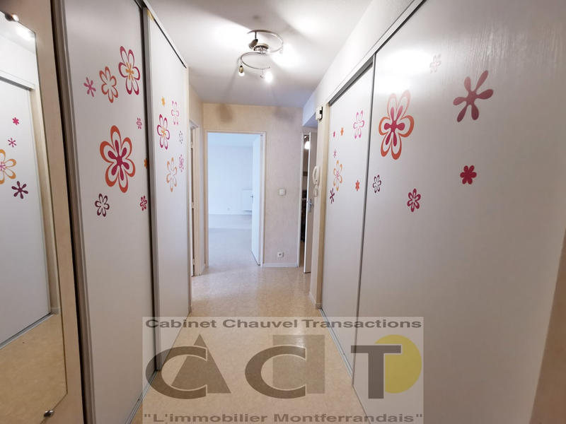 Appartement - 101 m² - 4 pièces