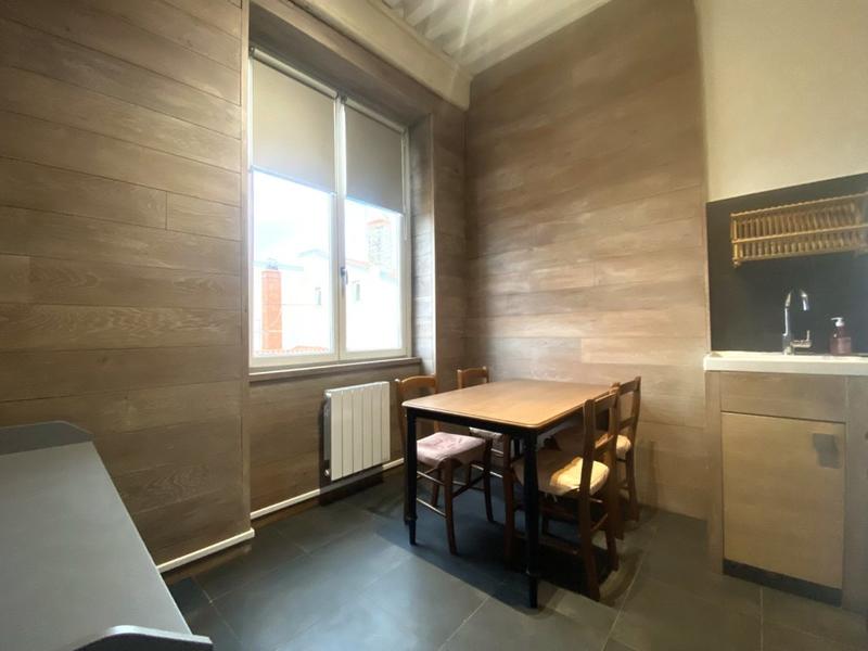 Appartement - 77 m² - 3 pièces