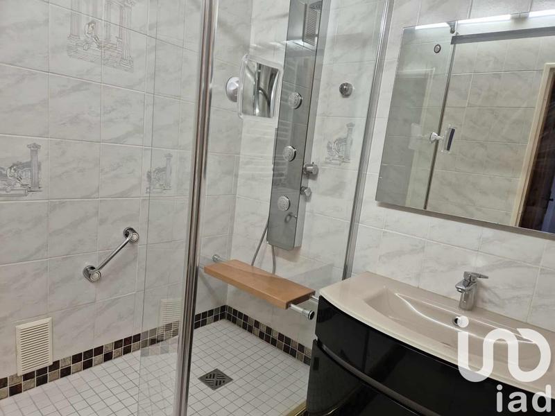 Appartement - 80 m² - 4 pièces