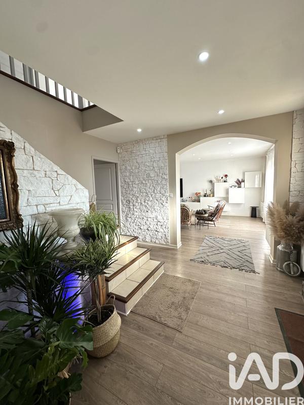 Maison de maîtres - 196 m² - 7 pièces