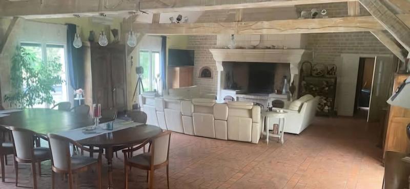 Maison - 250 m² - 8 pièces