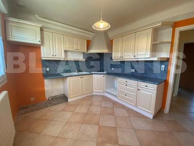 Maison de ville - 123 m² - 7 pièces