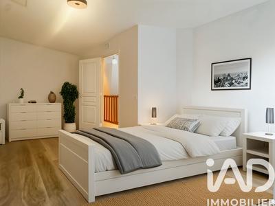 Maison - 98 m² - 4 pièces