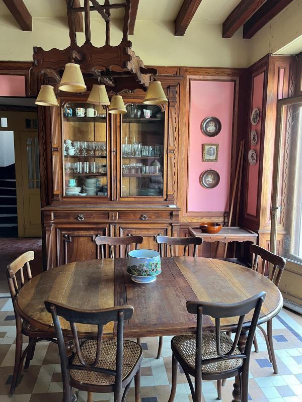 Maison - 162 m² - 10 pièces