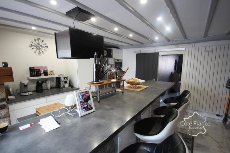 Maison - 140 m² - 5 pièces