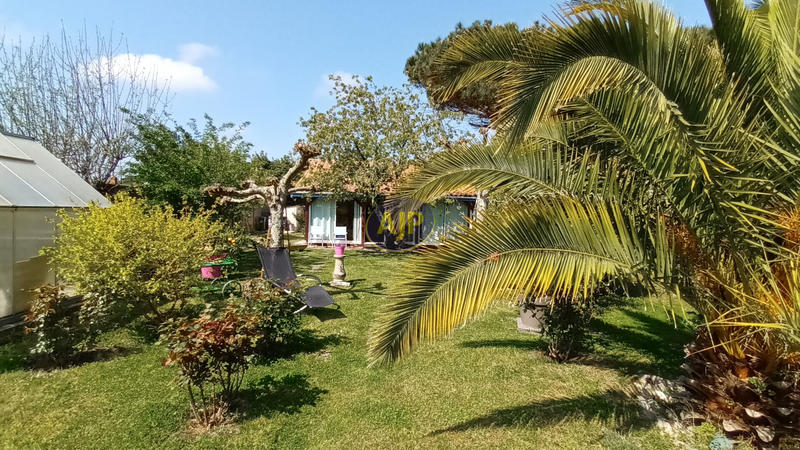 Maison - 217 m² - 7 pièces