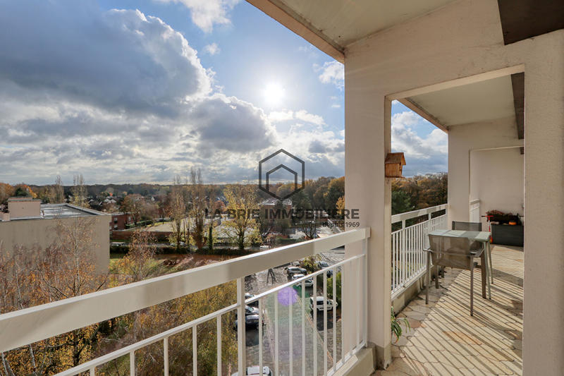 Appartement - 77 m² - 4 pièces