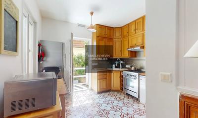 Maison - 145 m² - 8 pièces