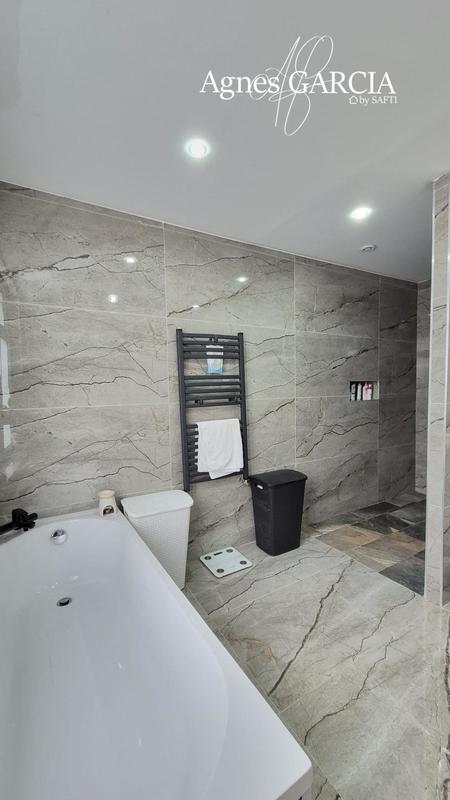 Maison - 105 m² - 5 pièces