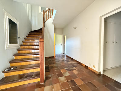 Maison - 186 m² - 6 pièces