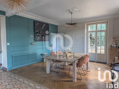 Maison - 265 m² - 12 pièces