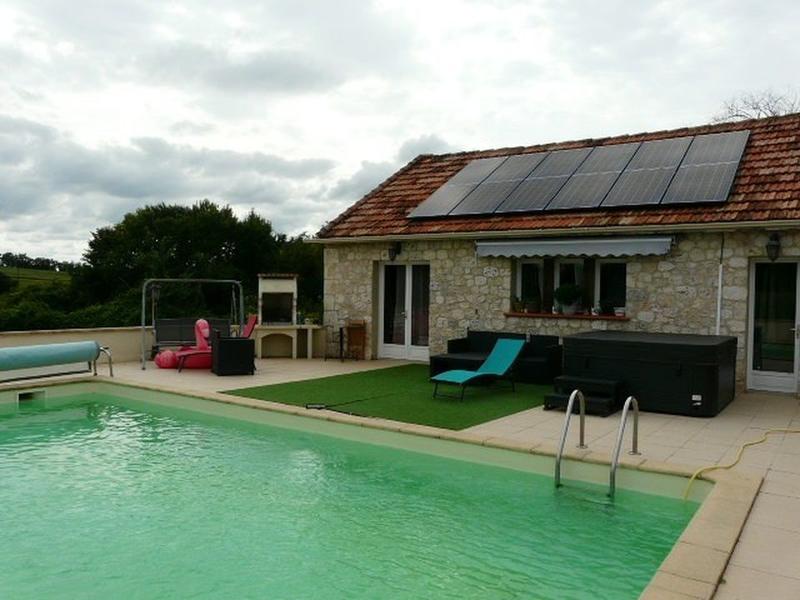 Maison en pierre - 203 m² - 6 pièces