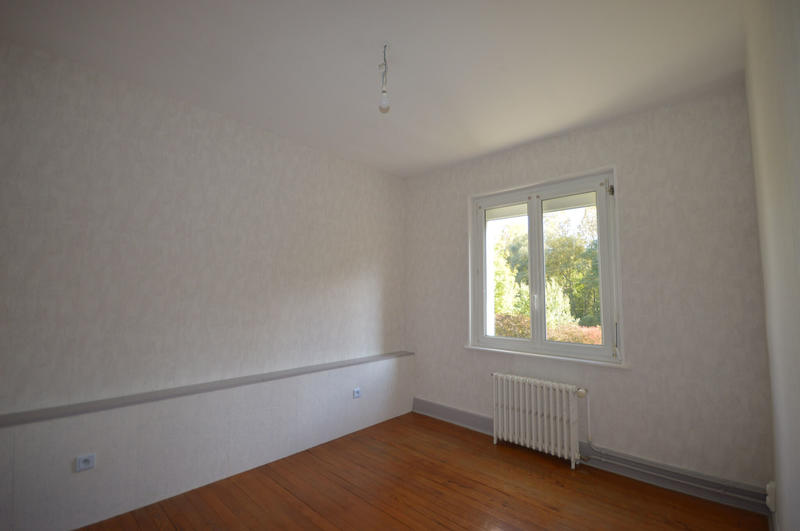 Maison - 98 m² - 5 pièces