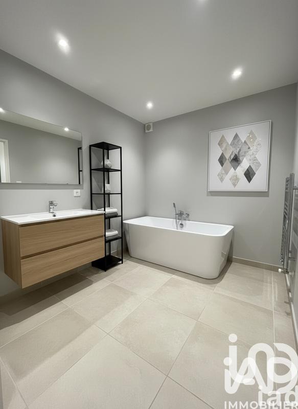 Appartement - 143 m² - 5 pièces