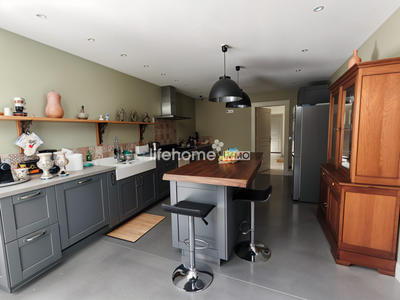 Maison ancienne - 280 m² - 7 pièces