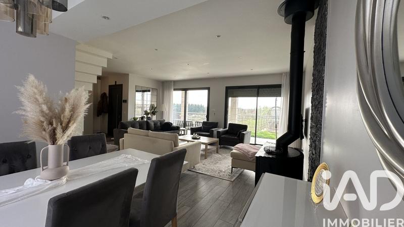 Maison - 160 m² - 4 pièces