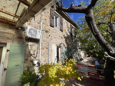 Maison ancienne - 195 m² - 8 pièces