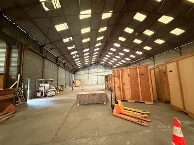 Local commercial - 1 000 m²