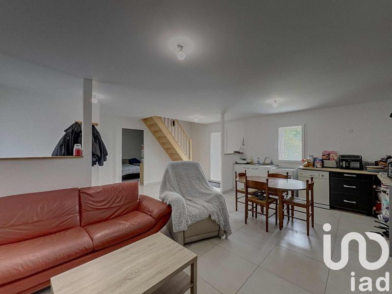 Maison - 97 m² - 5 pièces