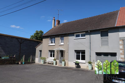 Maison - 85 m² - 4 pièces