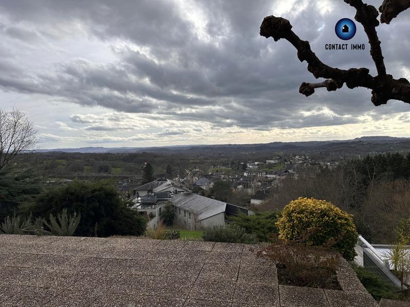 Maison - 192 m² - 5 pièces