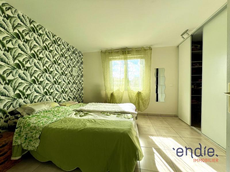 Maison - 102 m² - 4 pièces