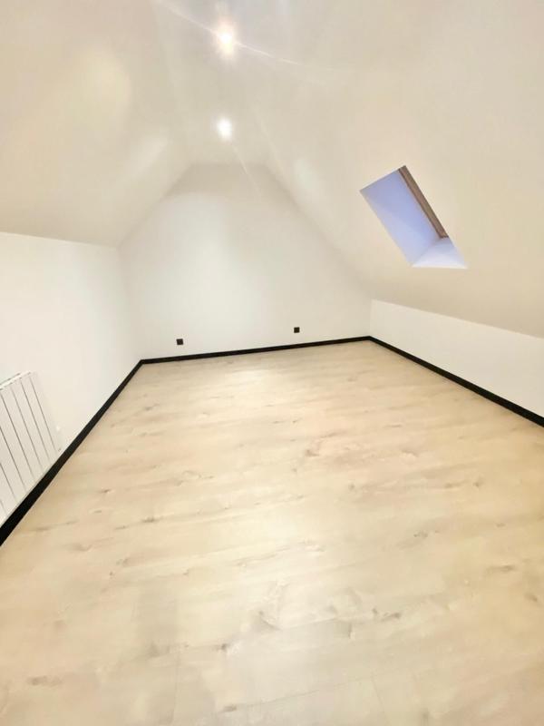 Maison - 119 m² - 7 pièces