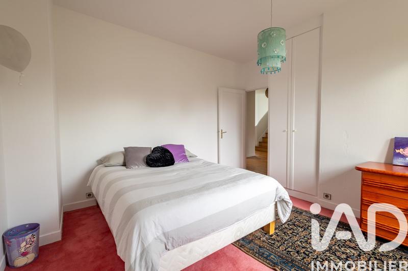 Maison - 178 m² - 8 pièces