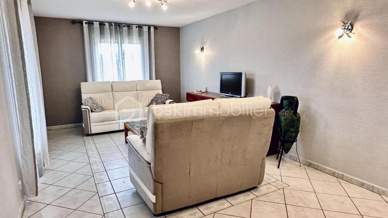 Maison - 141 m² - 6 pièces