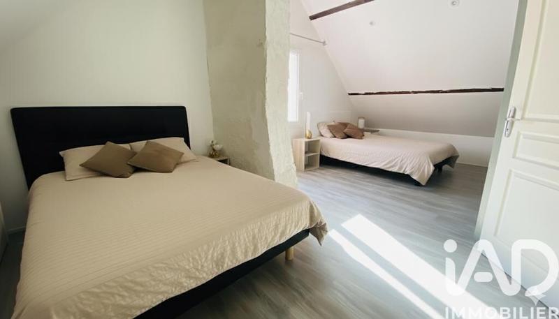 Maison - 159 m² - 8 pièces