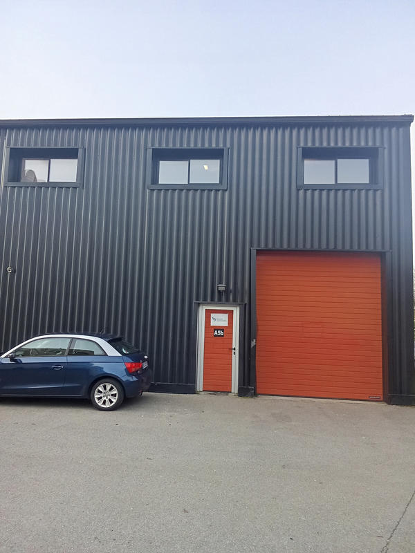 Local commercial - 200 m²