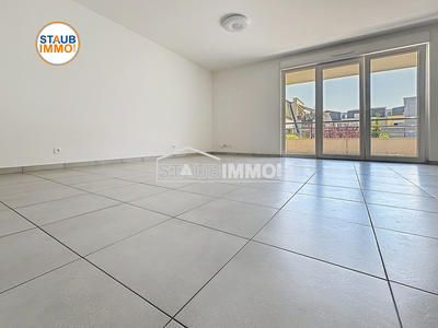 Appartement - 79 m² - 3 pièces