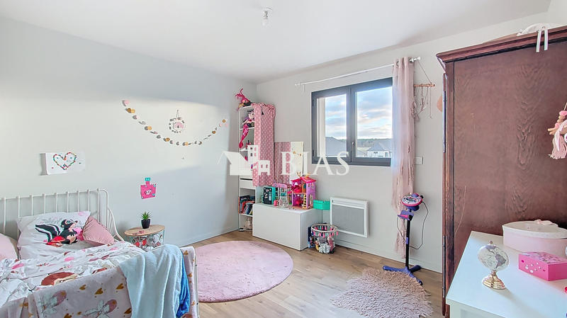 Maison - 125 m² - 6 pièces