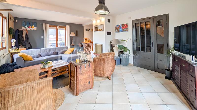 Maison - 127 m² - 6 pièces