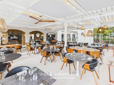 Local commercial - 219 m²